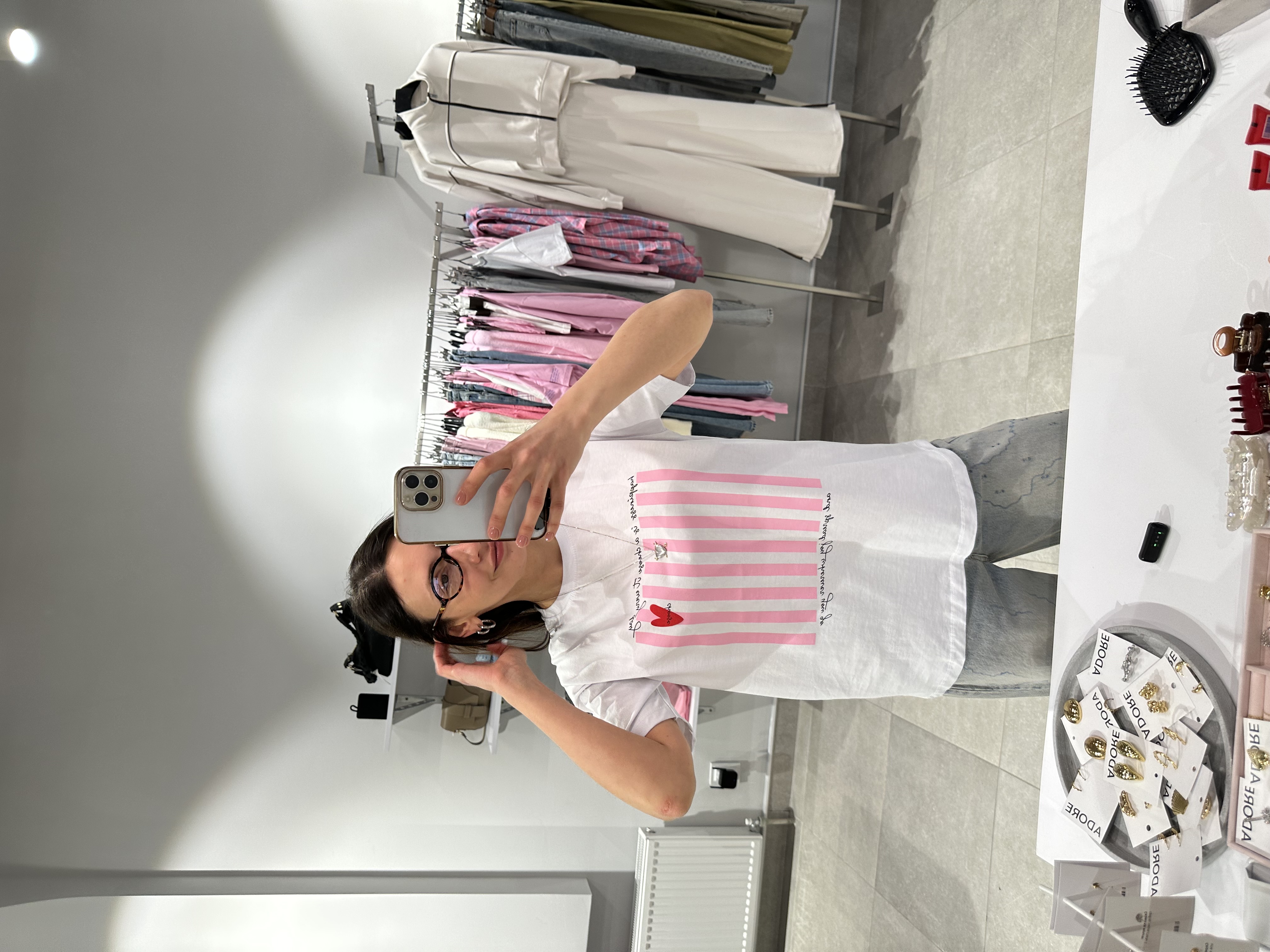 футболка choose біла в рожеву смужку, L