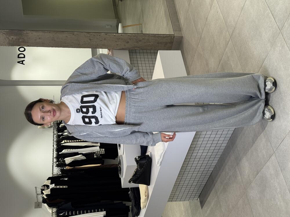 Костюм трьохнитка 30-1 темно-сірий меланж з білими лампасами