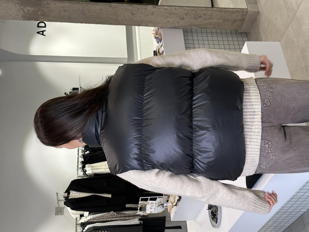 Жилет-пуфер вкорочений чорний, S