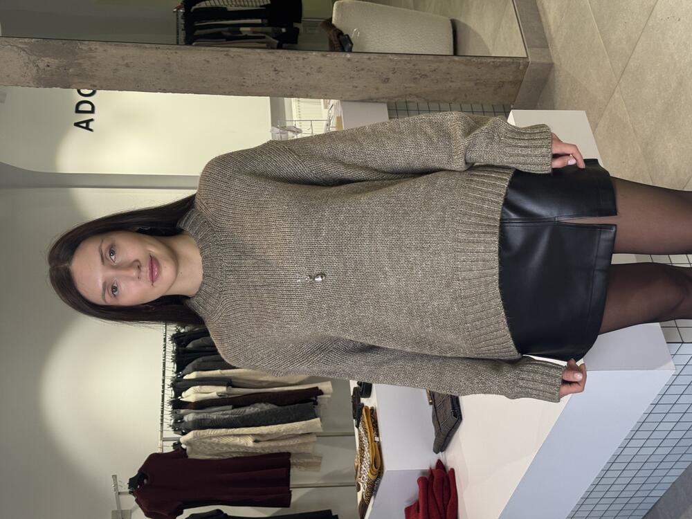 Светер крупної в'язки капучіно