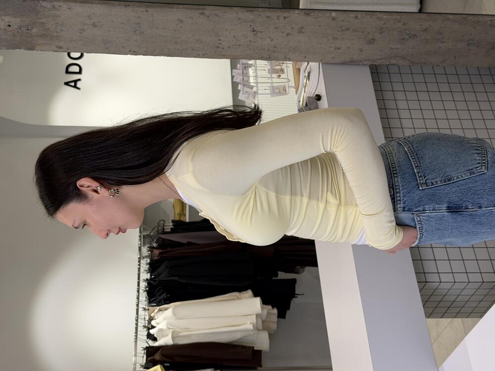 Лонгслів на гудзиках світло-жовтий, M